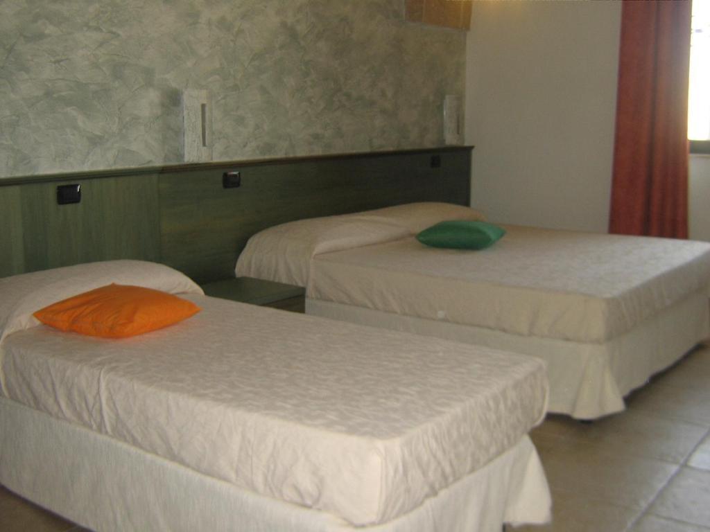 Villa Arneide Bed And Breakfast Torre Lapillo Zimmer foto